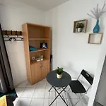 Alloggio in famiglia Calme Avec Piscine *