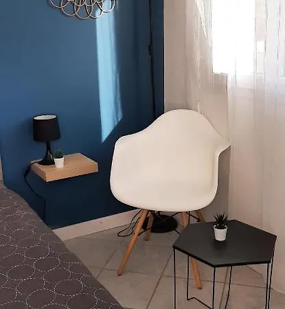 Calme Avec Piscine Séjour chez l'habitant